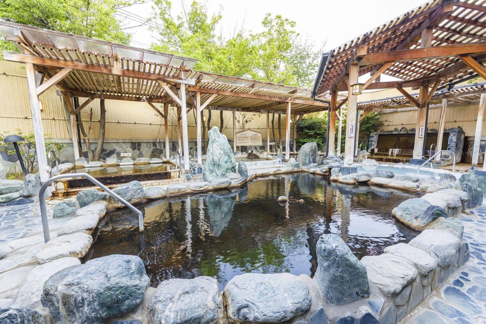 Route Inn Grantia Hanyu Spa Resort Ngoại thất bức ảnh